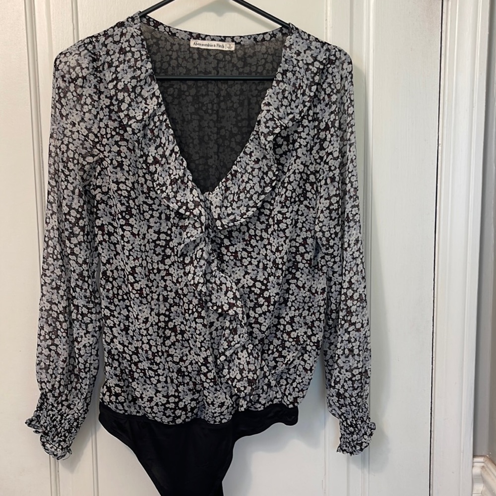 Floral Abercrombie bodysuit